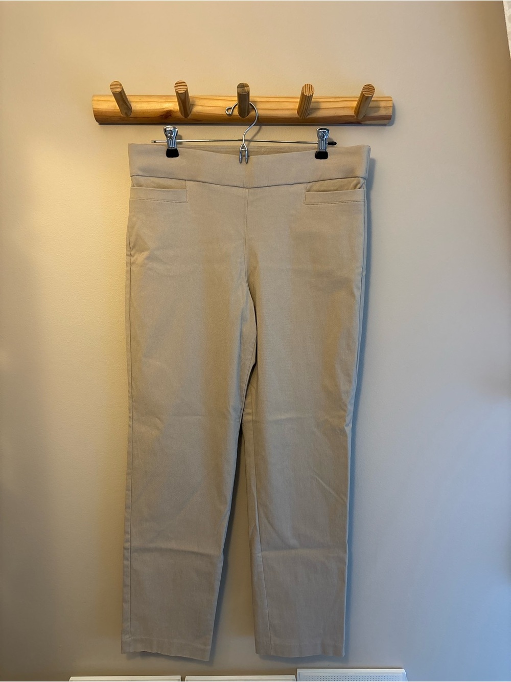 Women’s Khaki Pants